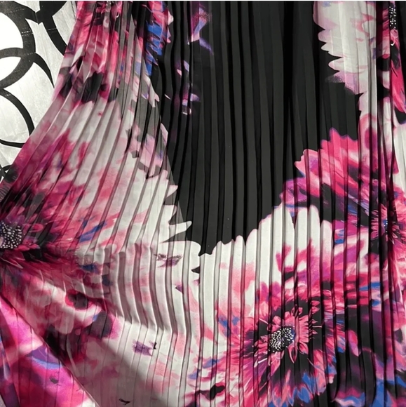 Ignite Evenings New York Women Formal Pleated Front Maxi Dress Size 16 Floral - Picture 2 of 4